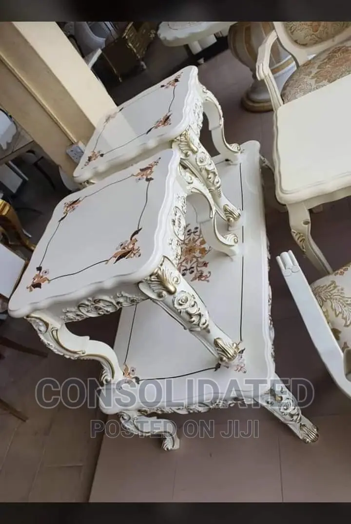 Royal Center Table Set