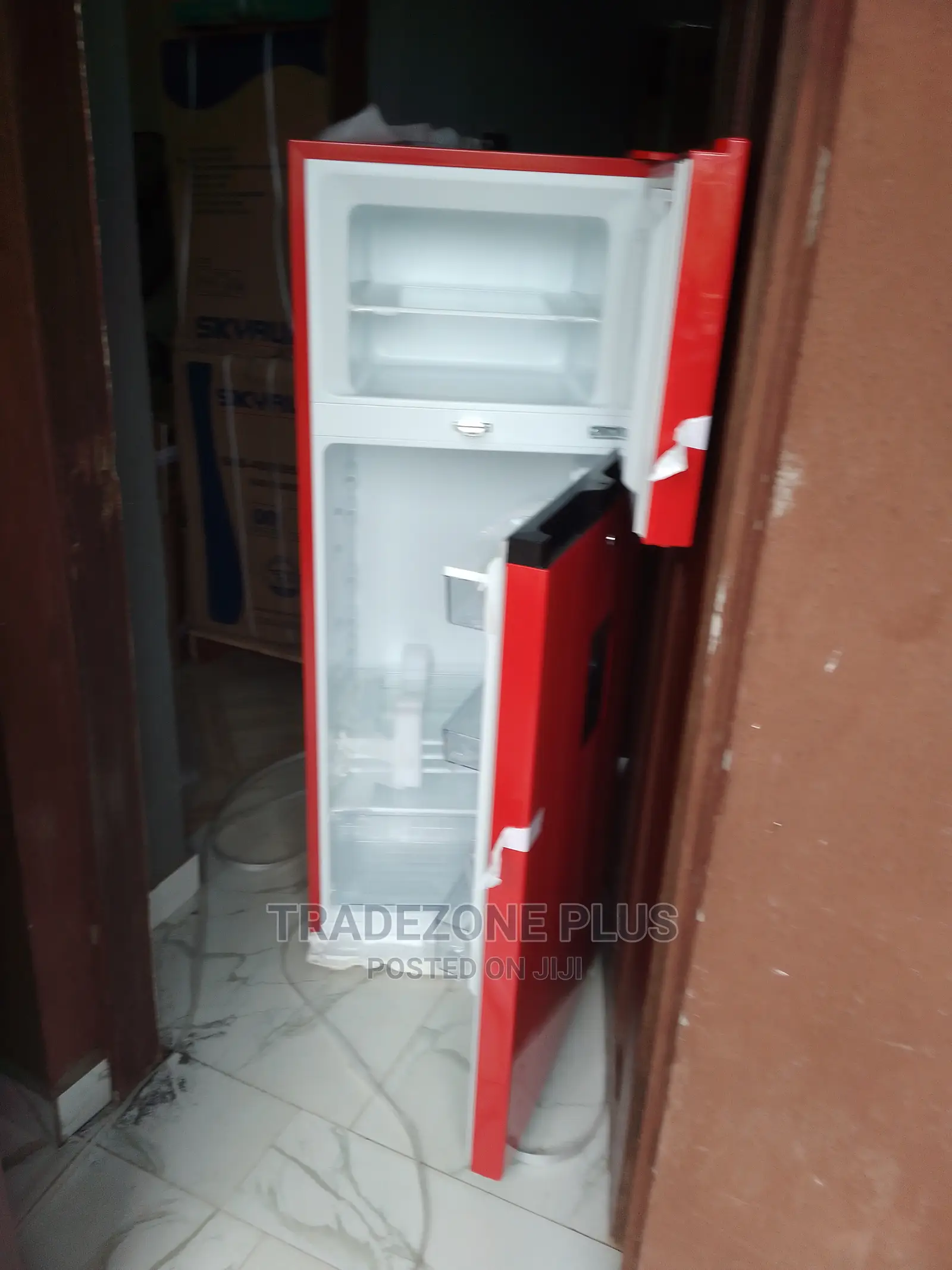 Powerful Hisense Double Door Refrigerator-204liters