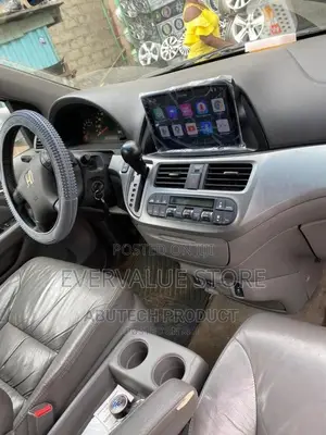 Honda Odyssey 2009-2012 Android Player + Reverse Camera