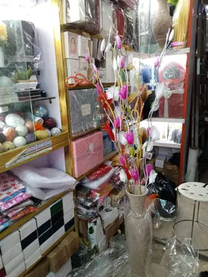 Classic Flower Vase With Exotic Flowers 003