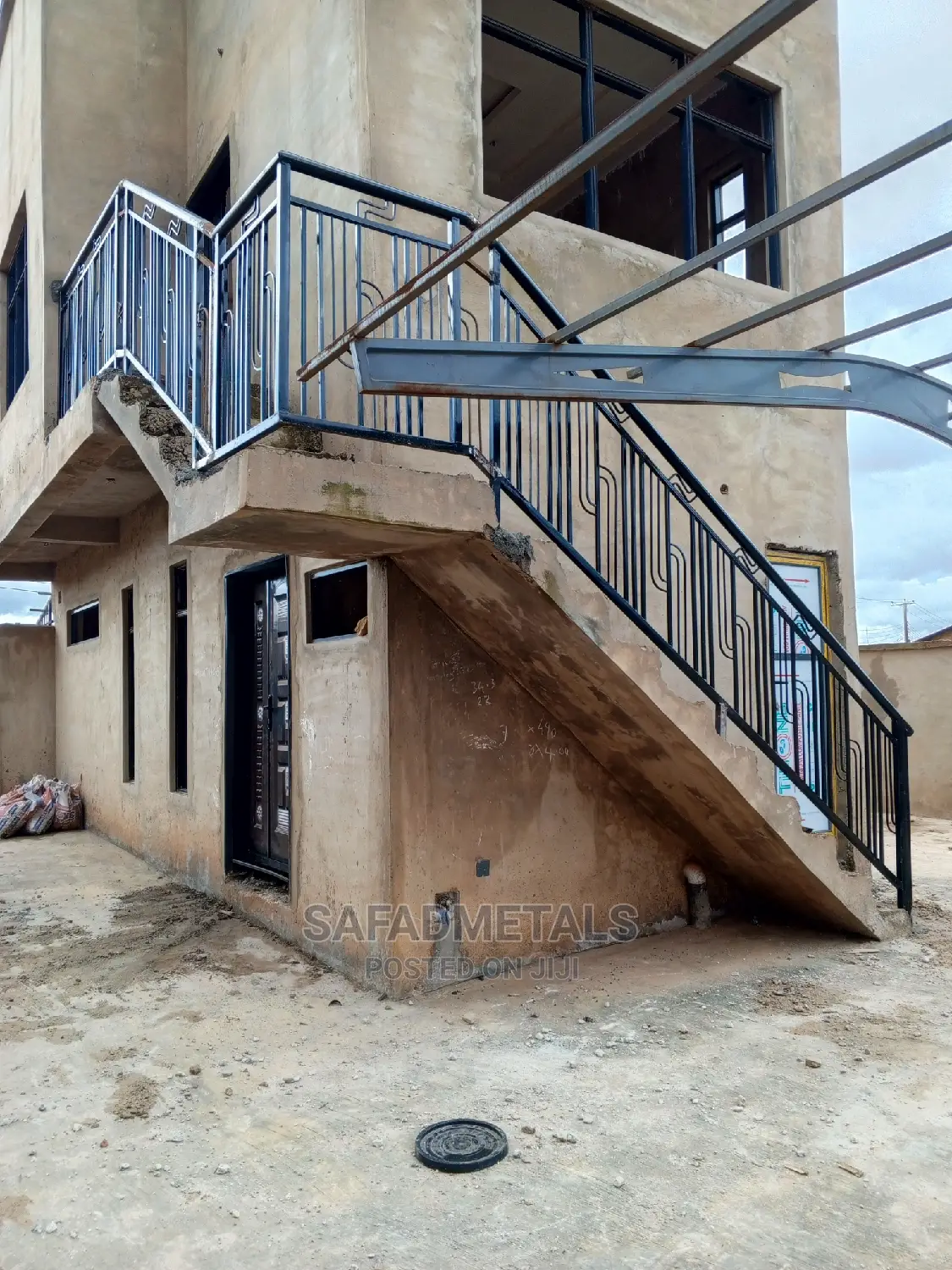 Hand/Step Rails