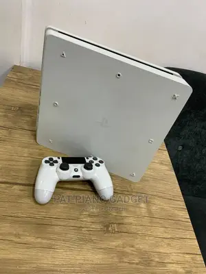 Sony Playstation Ps 4 Slim