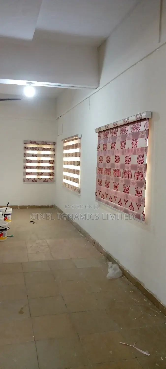 High Quality Window Blind (Free Delivery)