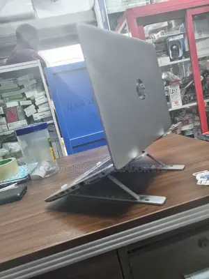 Gadget/Laptop Stand