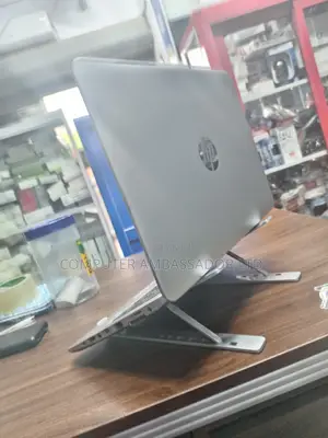 Gadget/Laptop Stand