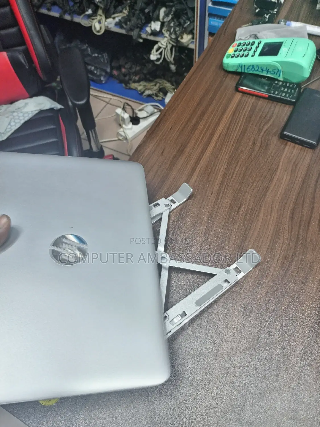 Laptop/ Gadget Stand