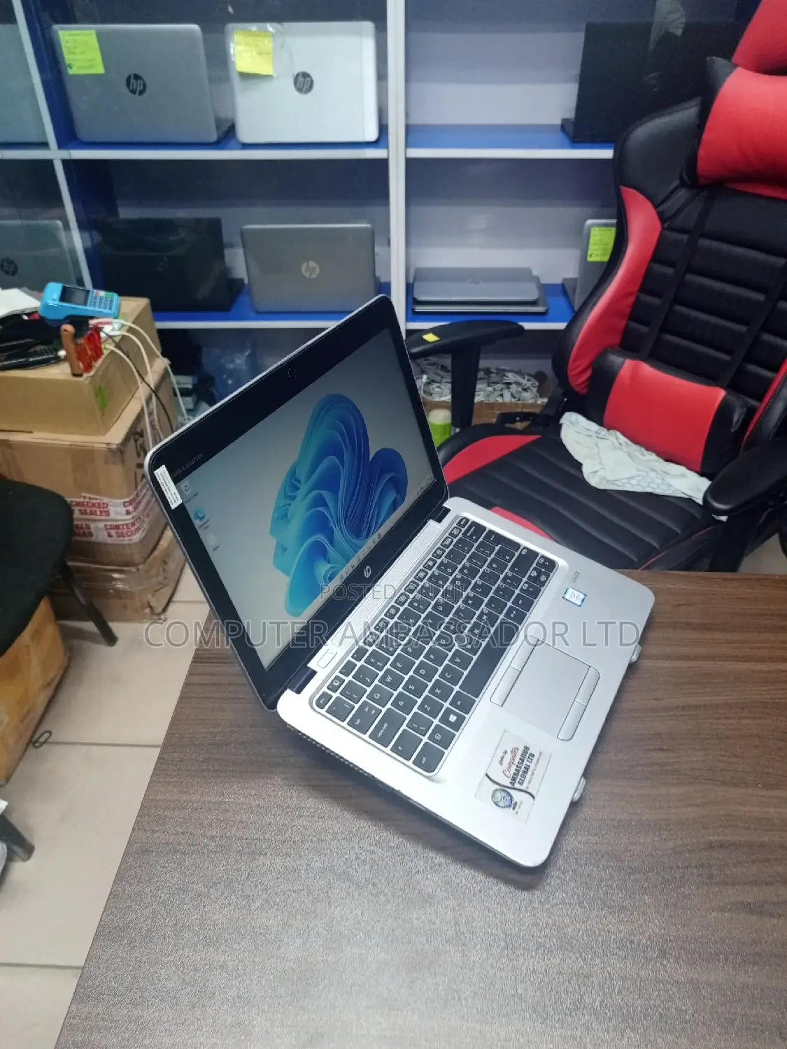 Laptop/ Gadget Stand