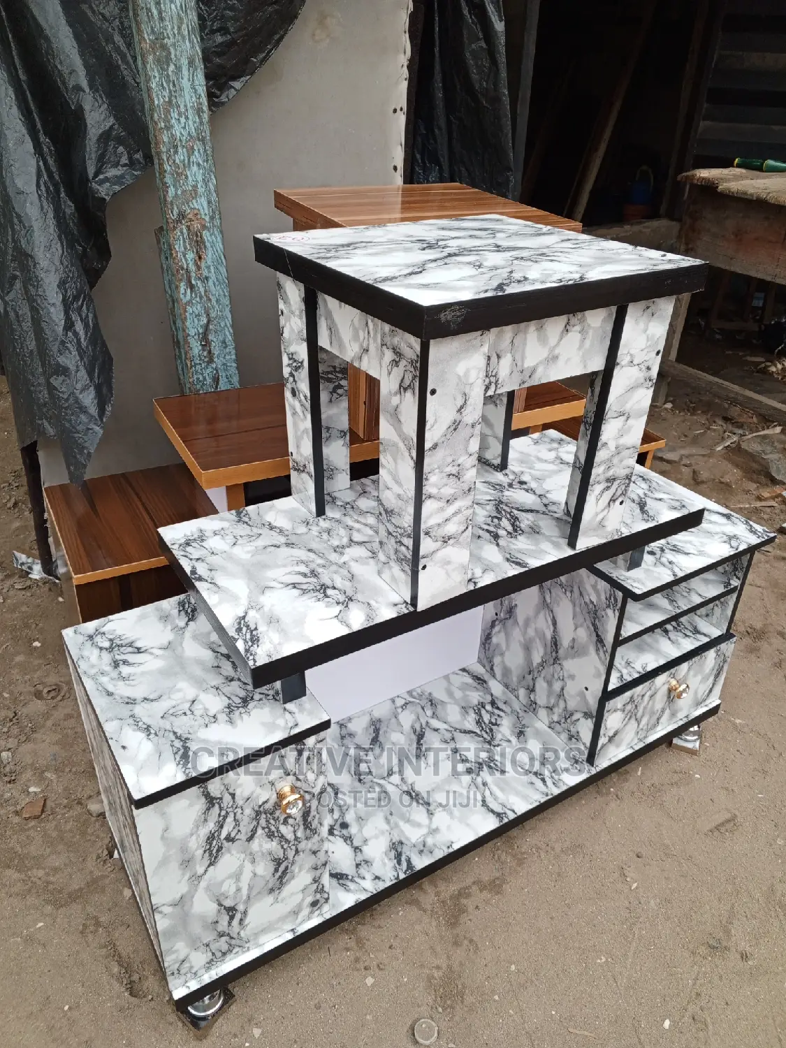 4ft Sized Tv Stand