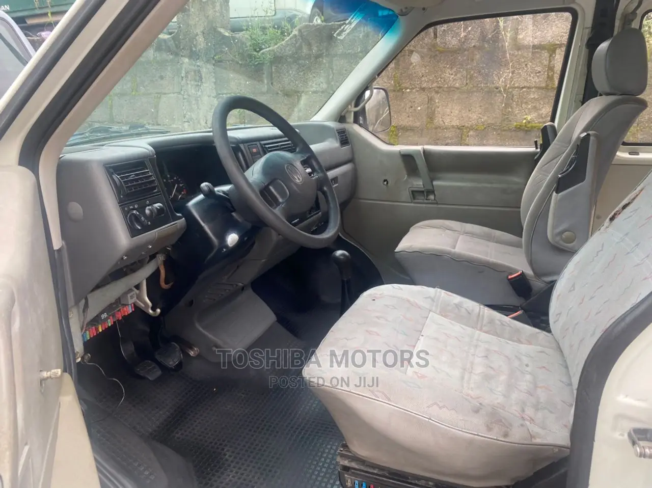 Volkswagen Transporter 2003 White