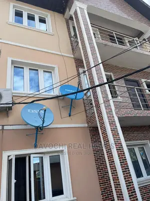 3bdrm Apartment in Osapa London, Lekki for rent