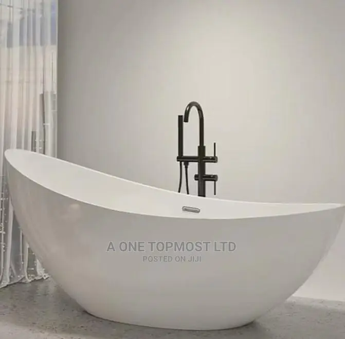 Executive Acrylic Bathtub