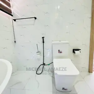 Executive Master Water Closet