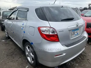 Toyota Matrix 2010 Silver