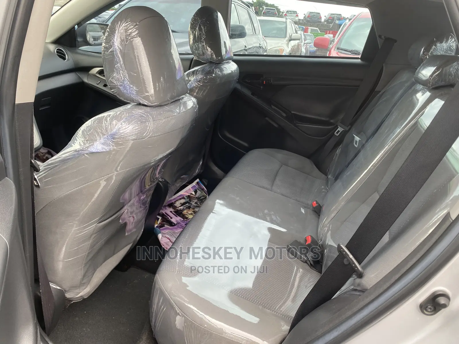 Toyota Matrix 2010 Silver