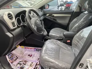 Toyota Matrix 2010 Silver