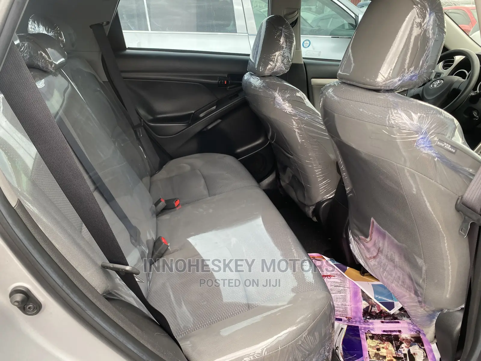 Toyota Matrix 2010 Silver