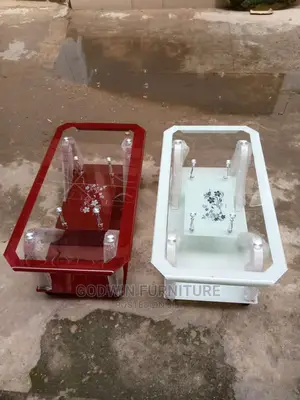 Photo - Centre Table