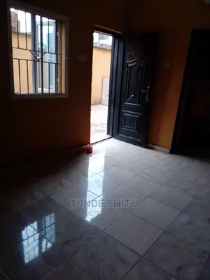 Photo - Furnished 1bdrm Apartment in Oreyo Estate, Igbogbo for rent