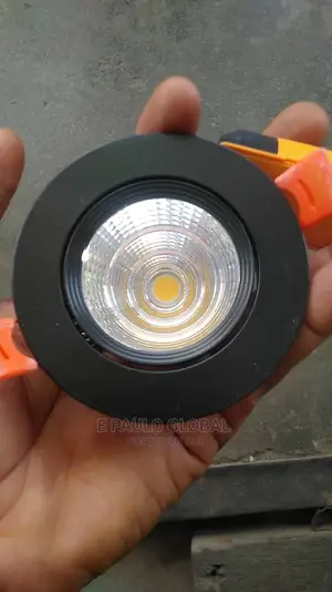 7wats Pop Spot Light