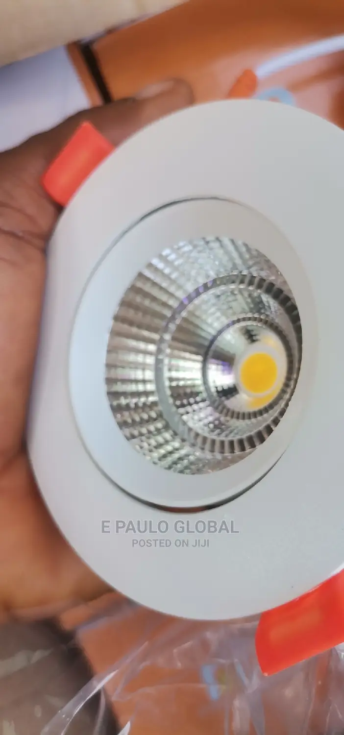 7wats Pop Spot Light