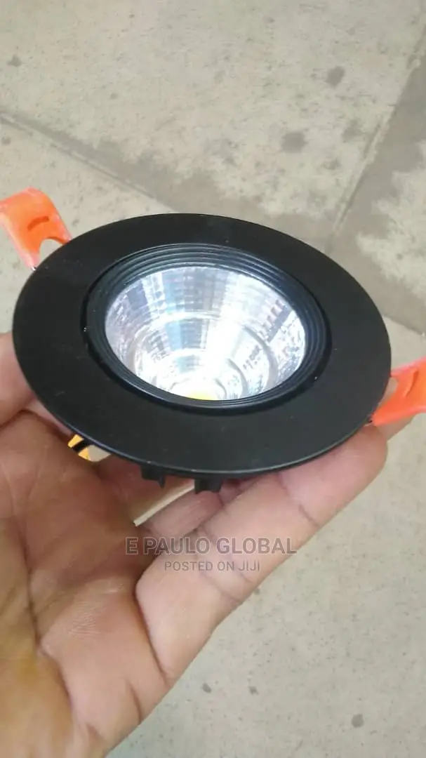 7wats Pop Spot Light