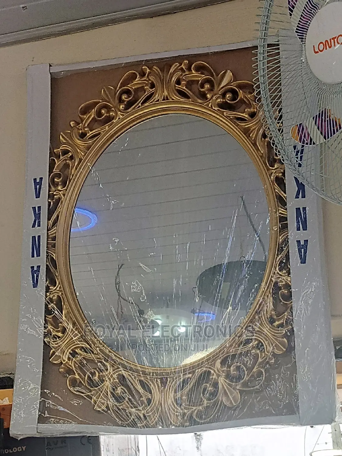 Standard Imported Mirror Console