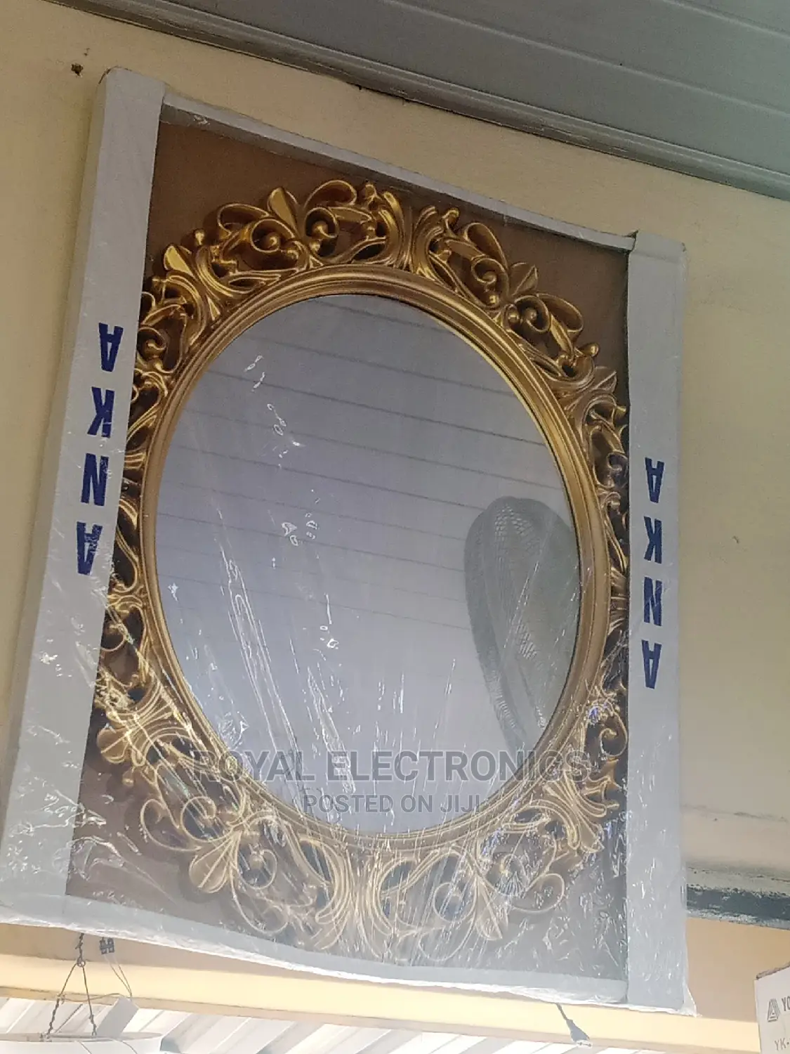 Standard Imported Mirror Console