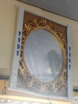 Top Class Imported Mirror Console