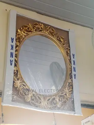 World Class Imported Mirror Console