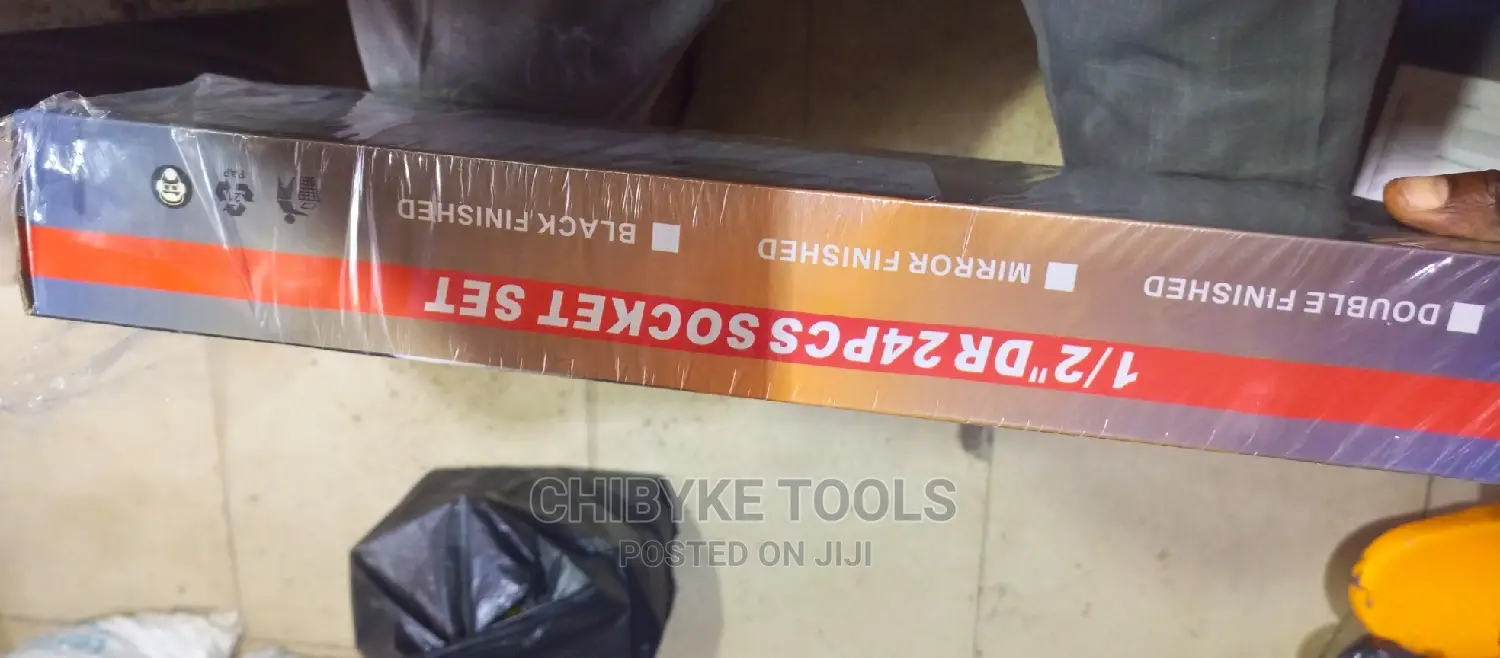 Set Of 1⁄2 Socket/Ratchet Spanner
