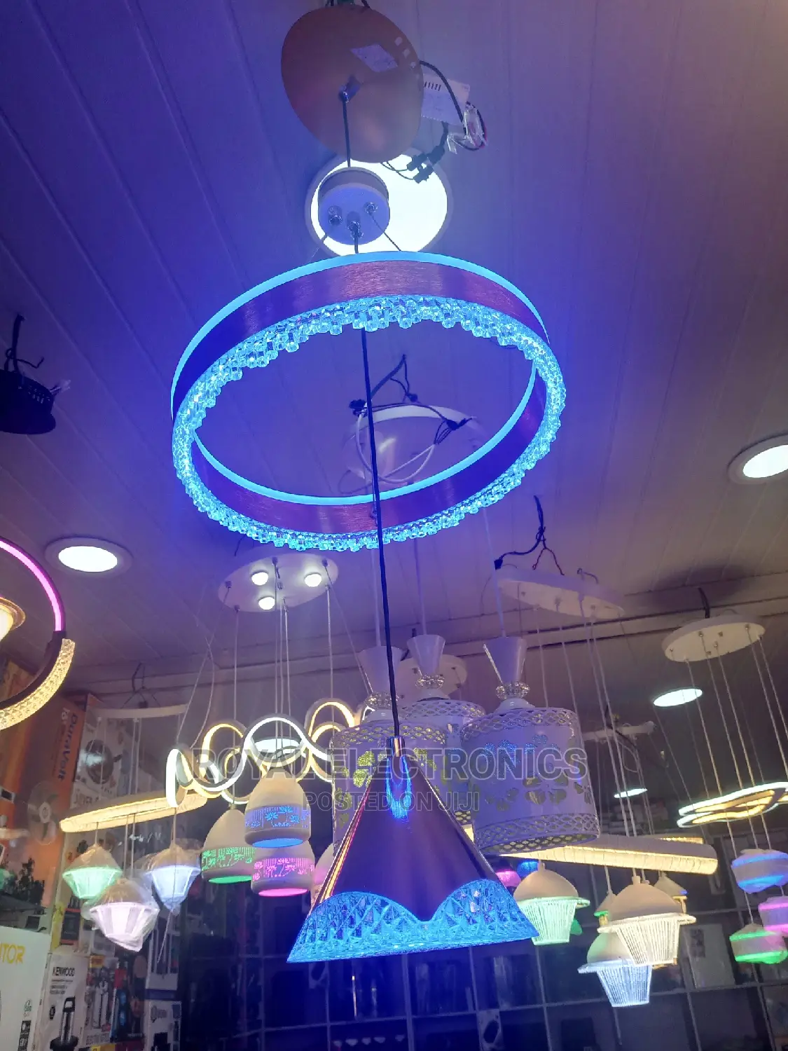 Original Single Dropping Chandelier Light