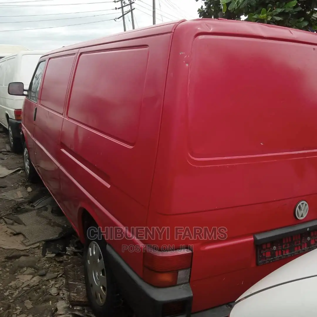 Volkswagen Transporter 2001 Red