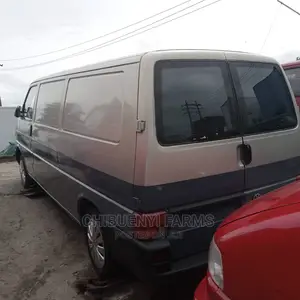 Volkswagen Transporter 2000 Grey