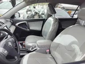Toyota RAV4 3.5 4x4 2010 Silver