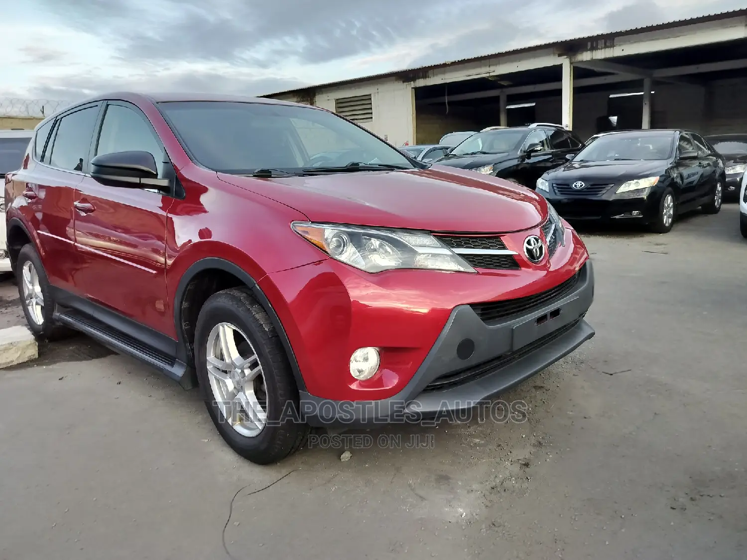 Toyota RAV4 2015 Red