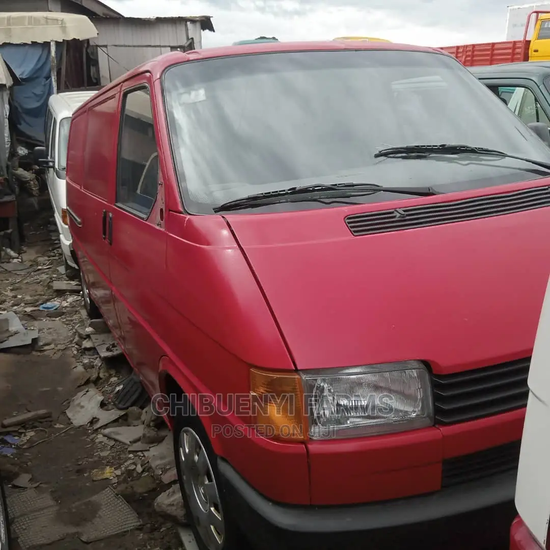 Volkswagen Transporter 2002 Red