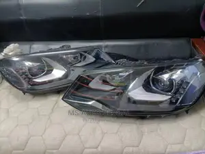 Volkswagen Touareg Headlights 2013