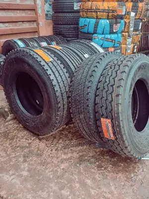 315/80r,22.5 Tires