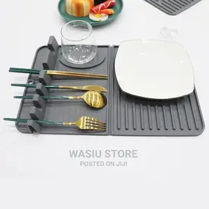 Photo - 2 in 1 Silicone Utensils Rest With Drip Pads