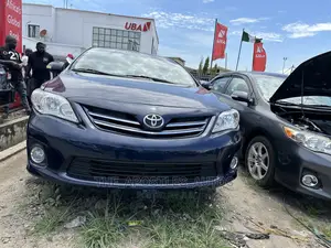 Toyota Corolla 2012 Blue