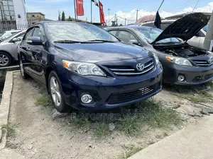 Toyota Corolla 2012 Blue