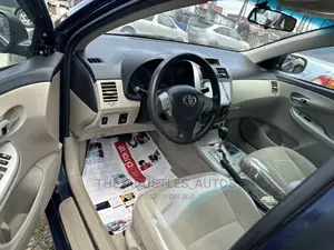 Toyota Corolla 2012 Blue