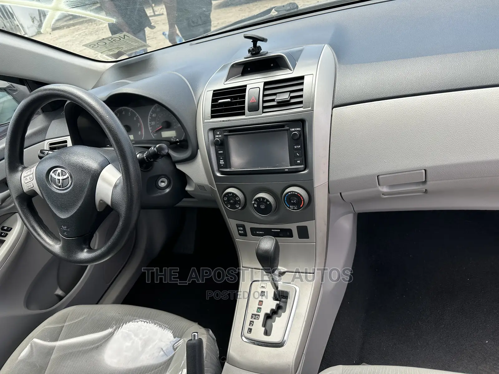 Toyota Corolla 2012 Silver