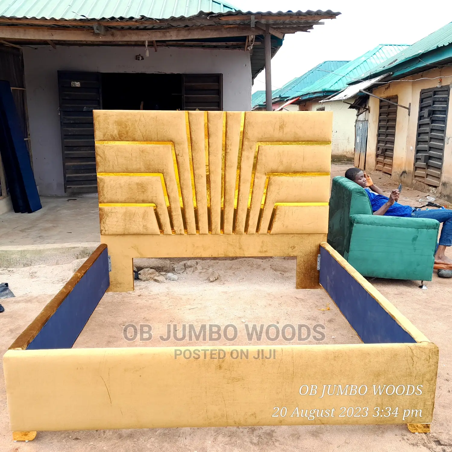 Modern Headboard Bedframe Design
