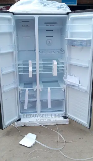 Side by Side Hisence Refrigerator With Water Dispenser