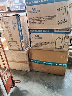D4 3phase Iron Base 12 Breakers