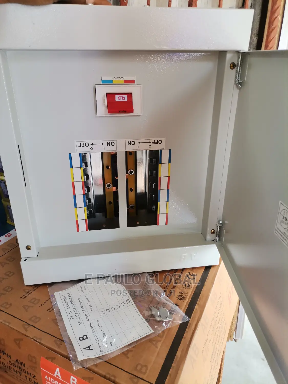 D4 3phase Iron Base 12 Breakers
