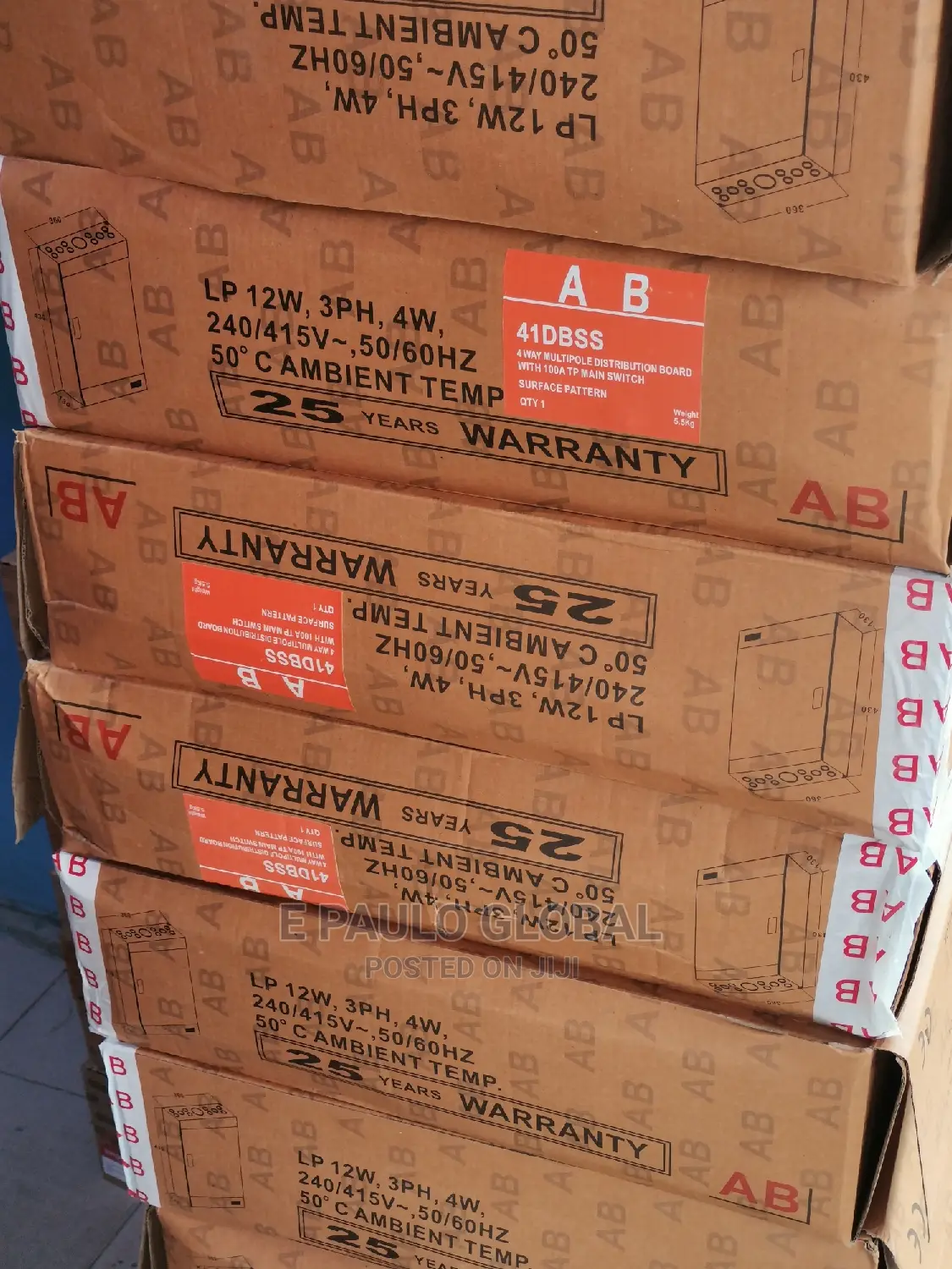 D4 3phase Iron Base 12 Breakers
