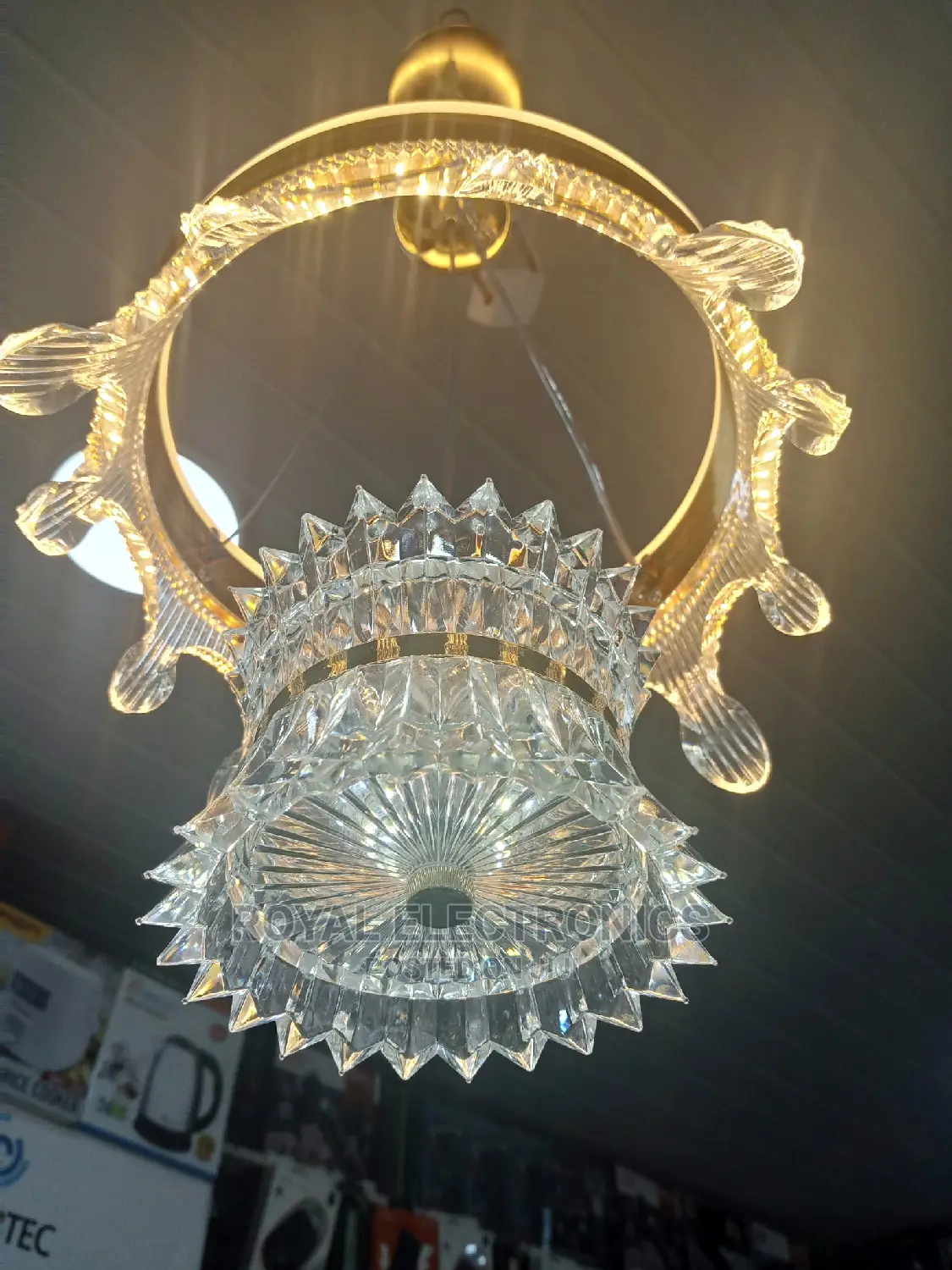 King Design Single Dropping Chandelier Light