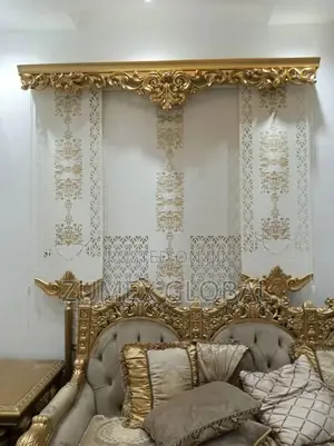 Royal Blind